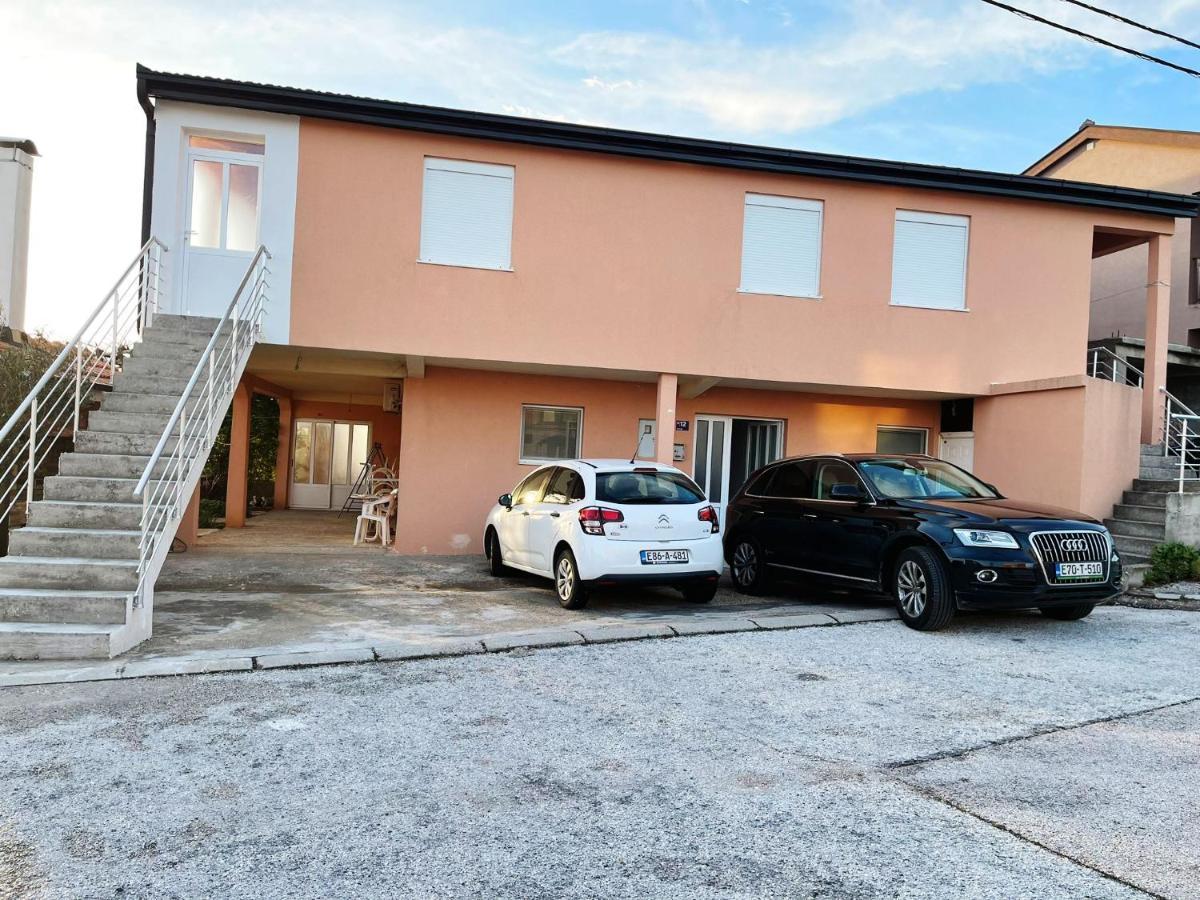 Apartmani Zuti Neum Εξωτερικό φωτογραφία