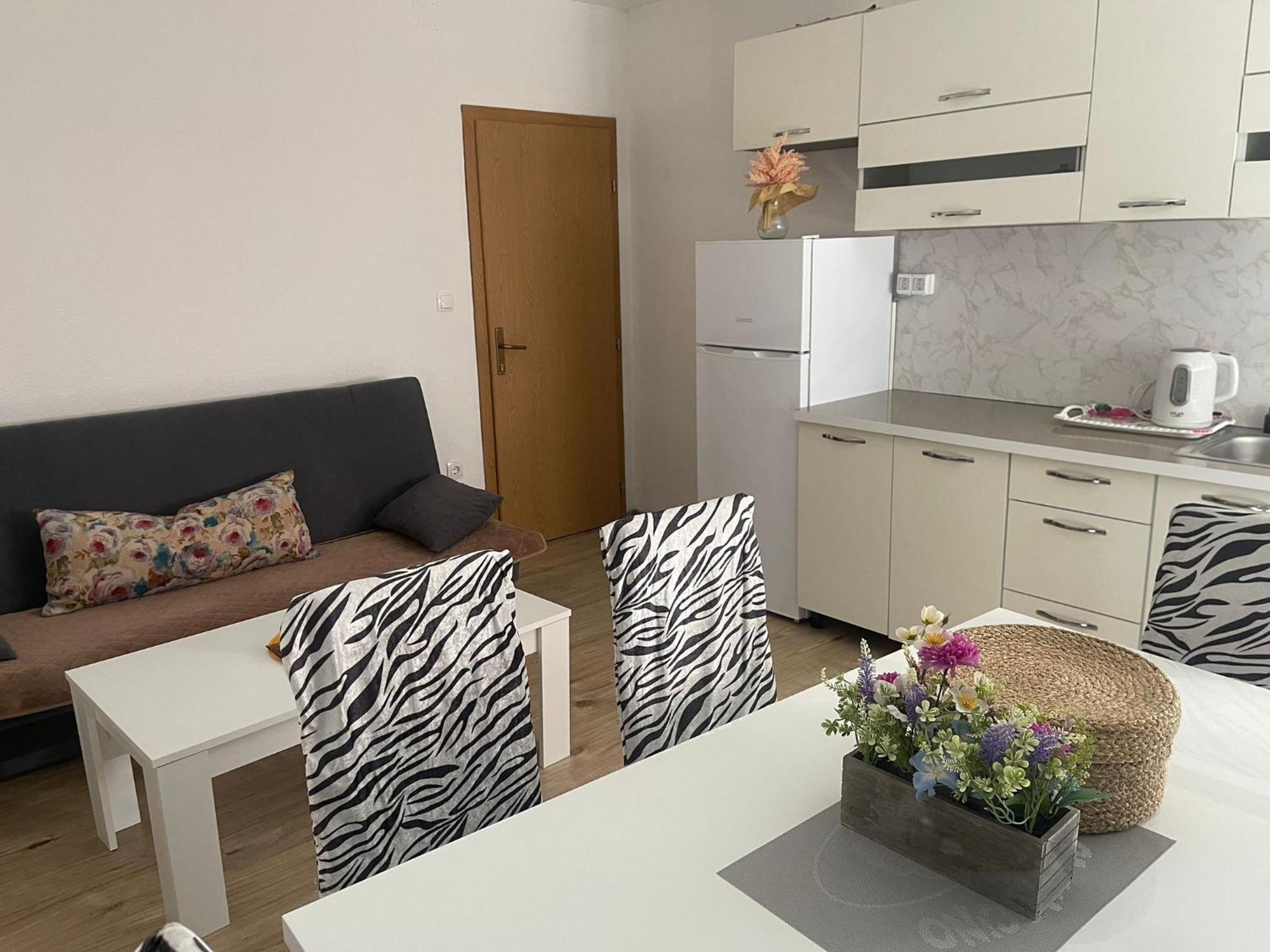 Apartmani Zuti Neum Εξωτερικό φωτογραφία